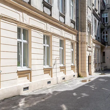 Rentplanet - Rewolucji 1905 Appartamento *